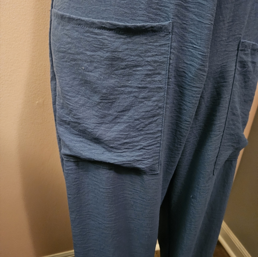 Solid Blue Harem Jumpsuit - Size Medium 🩵 - Picture 4 of 10